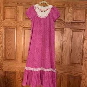 Vintage Women’s Hawaiian Muʻumuʻu